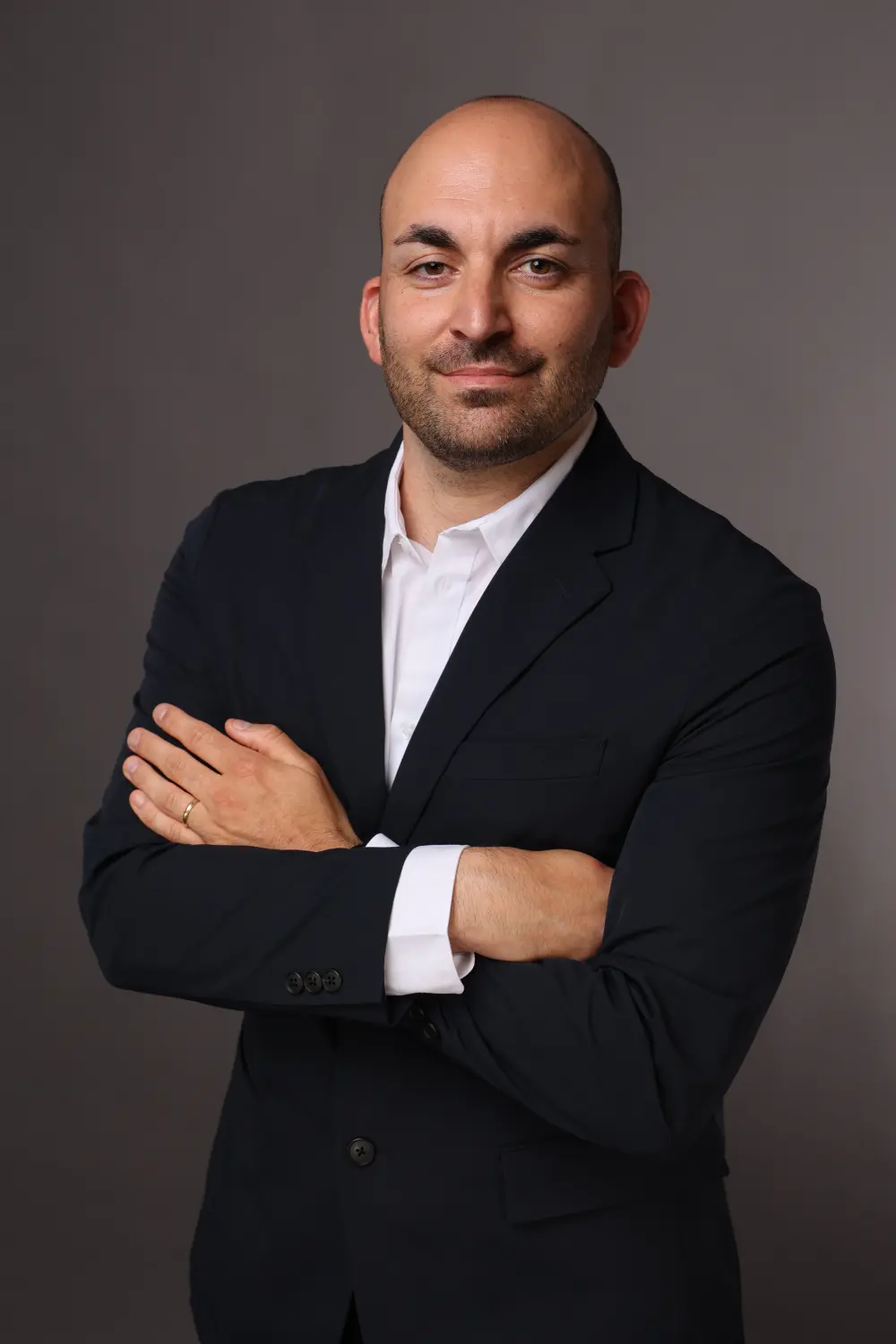 ROBERT DARMAN
