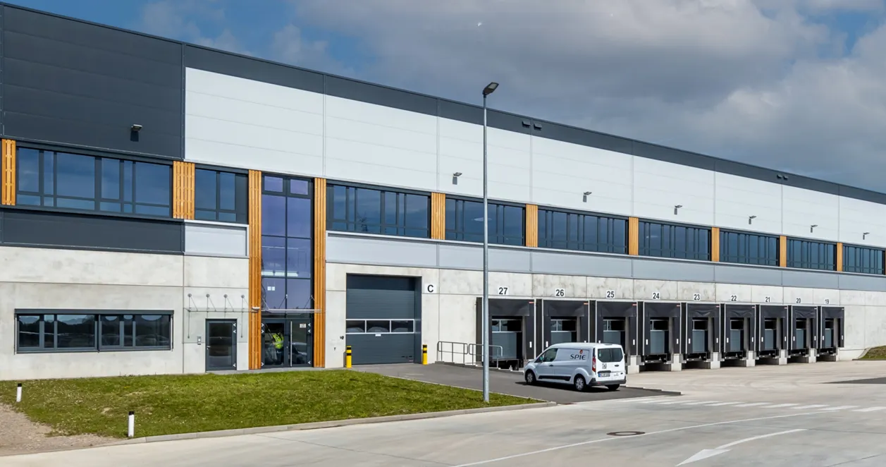 EUREAL Property berät bei Anmietung von 10.180 m² in Oberhausen von EUREAL Property Advisors GmbH
