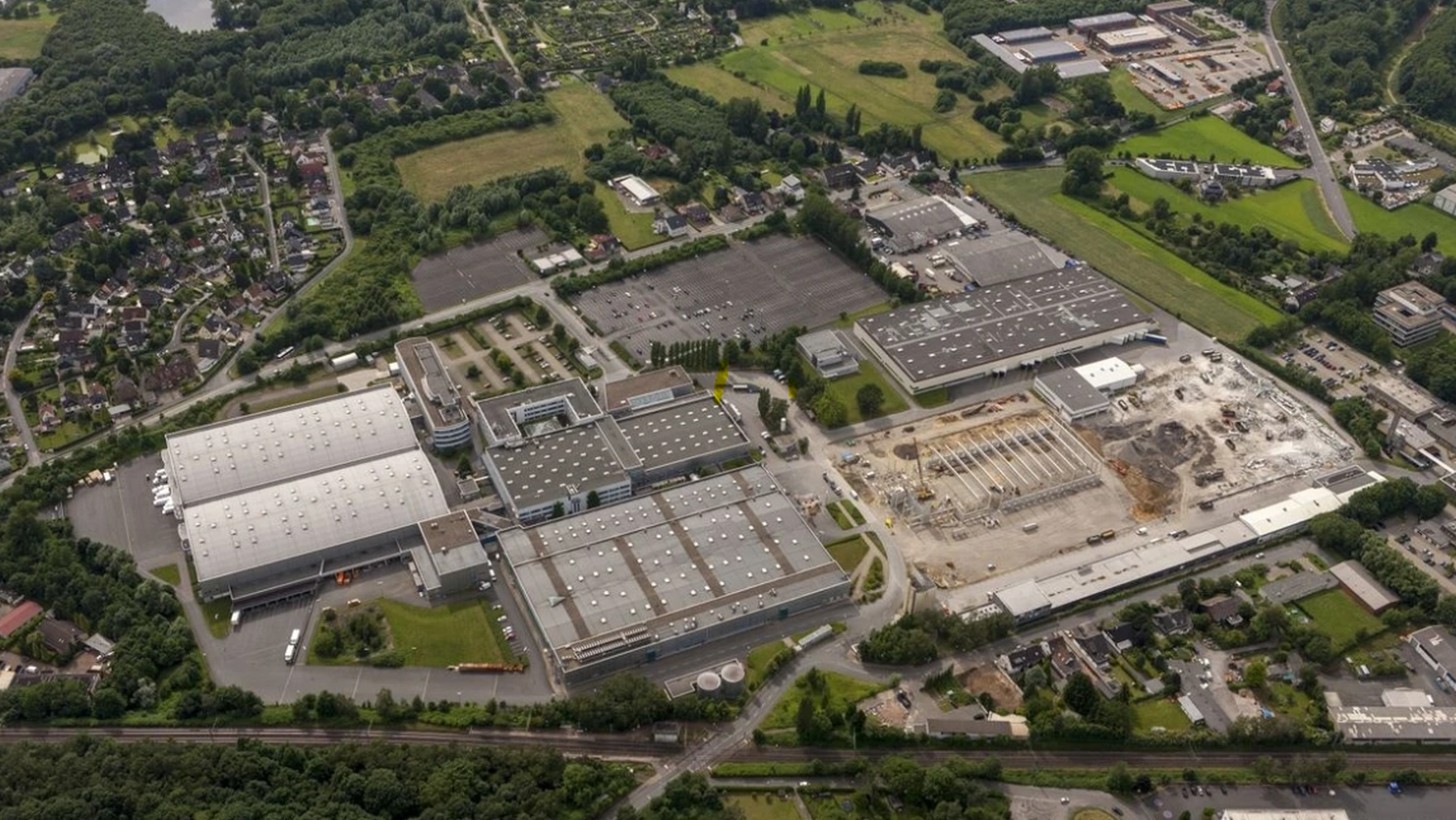 EUREAL vermittelt rund 7.000 m2 im Unternehmerpark Hildener Tor in Hilden von EUREAL Property Advisors GmbH