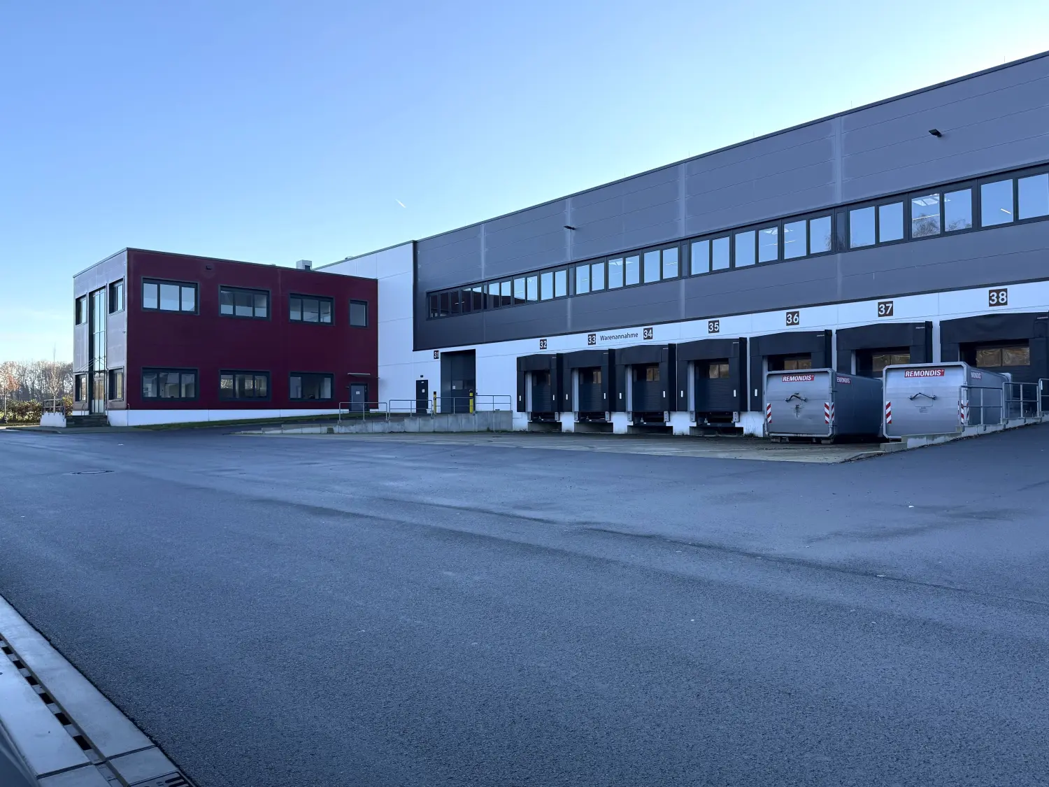 EUREAL vermittelt rund 7.000 m2 im Unternehmerpark Hildener Tor in Hilden Die COrental Dry Hire GmbH von EUREAL Property Advisors GmbH